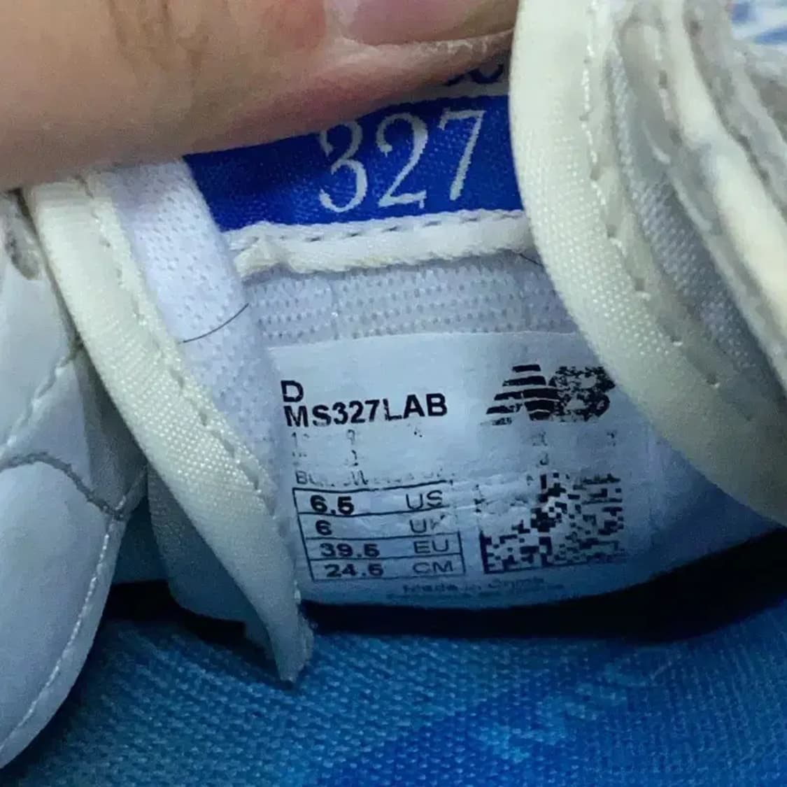 뉴발란스 327 그레이 스니커즈 운동화 245 E00058 상품이미지4