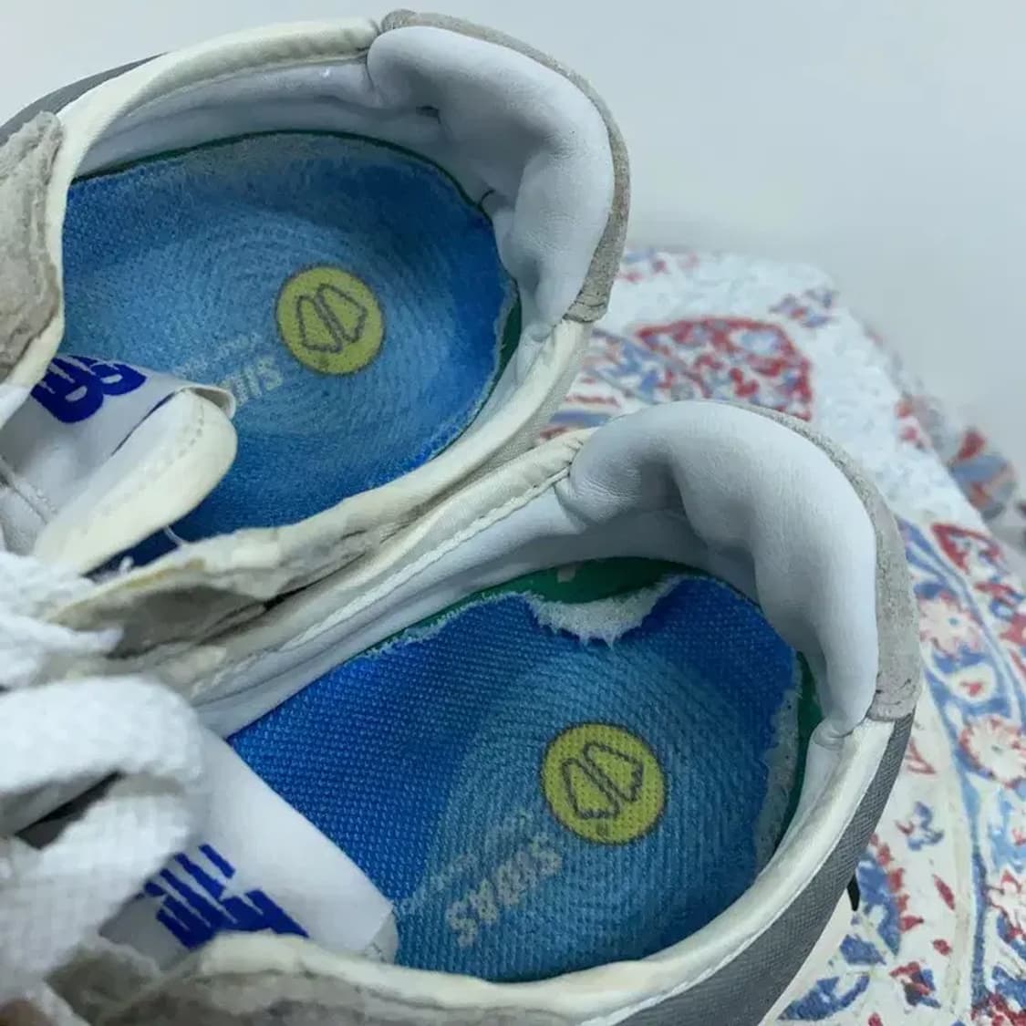 뉴발란스 327 그레이 스니커즈 운동화 245 E00058 상품이미지5