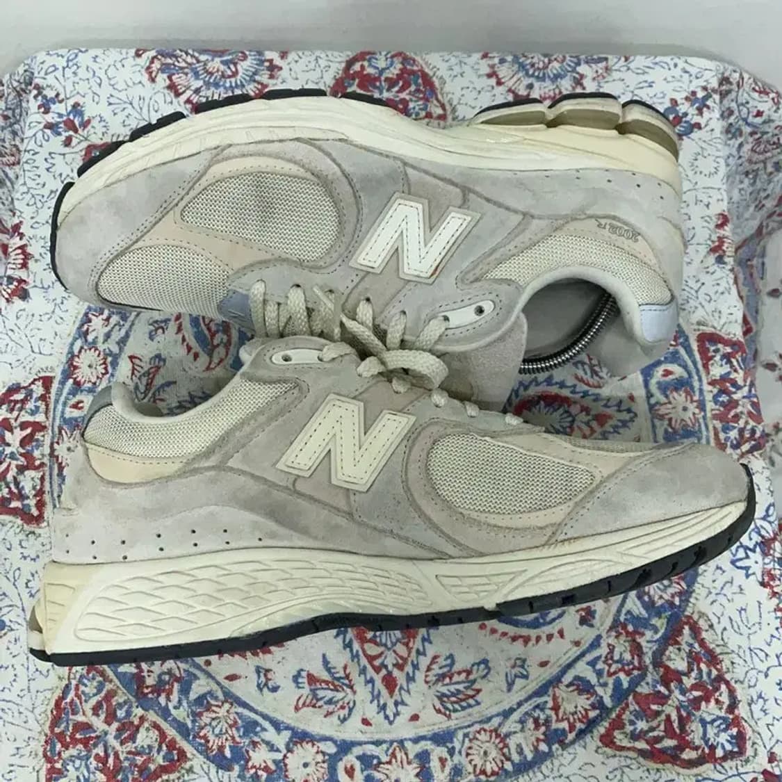 뉴발란스 2002R 베이지 운동화 신발 275 E00065 상품이미지3