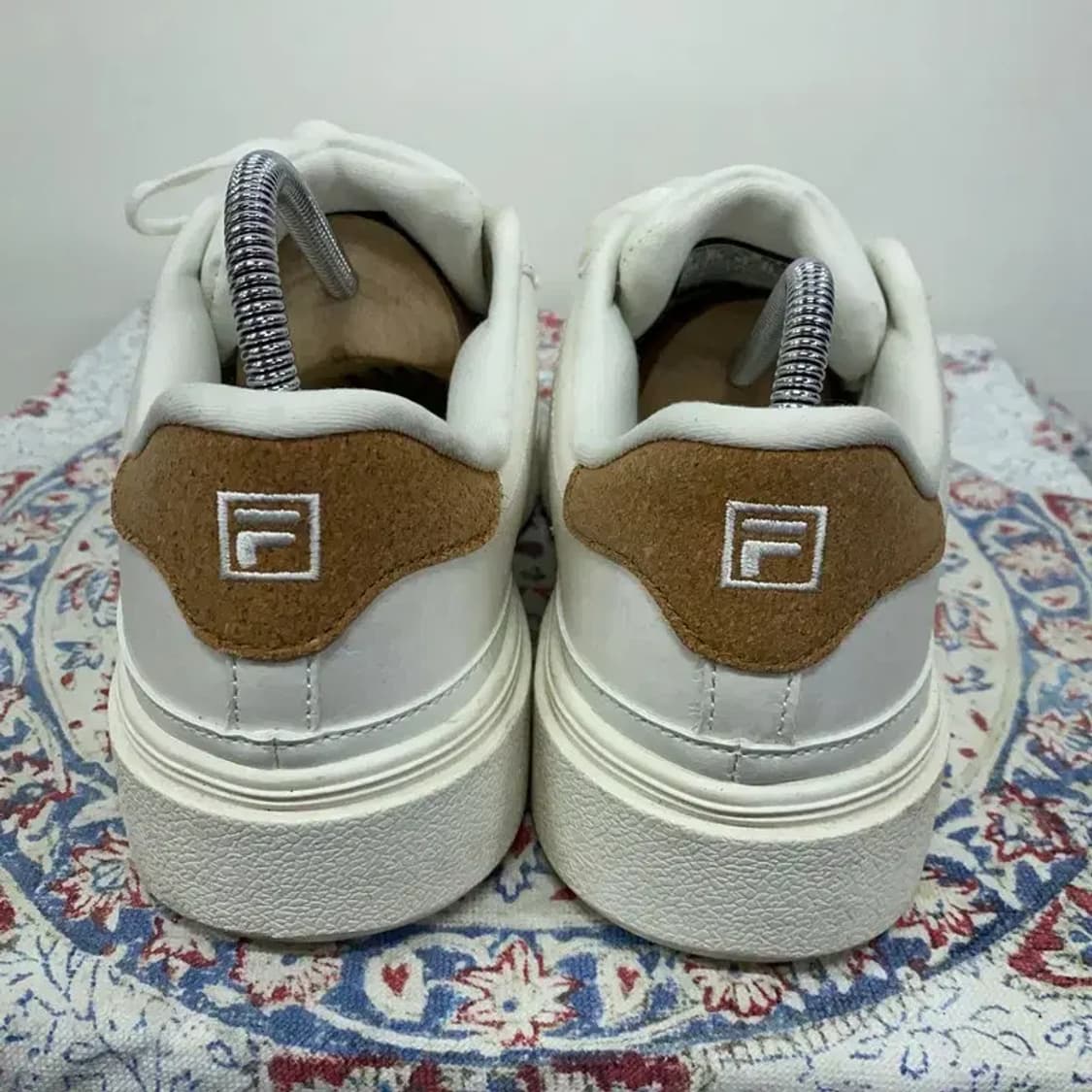 필라 휠라 코트 플럼피 어스터치 스니커즈 운동화 250 E00074 상품이미지2