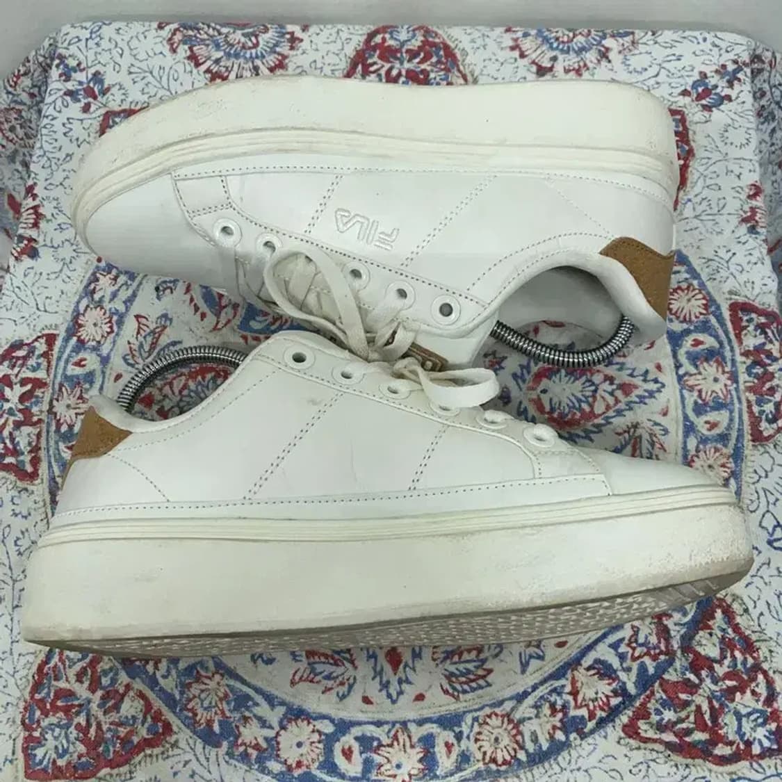 필라 휠라 코트 플럼피 어스터치 스니커즈 운동화 250 E00074 상품이미지3