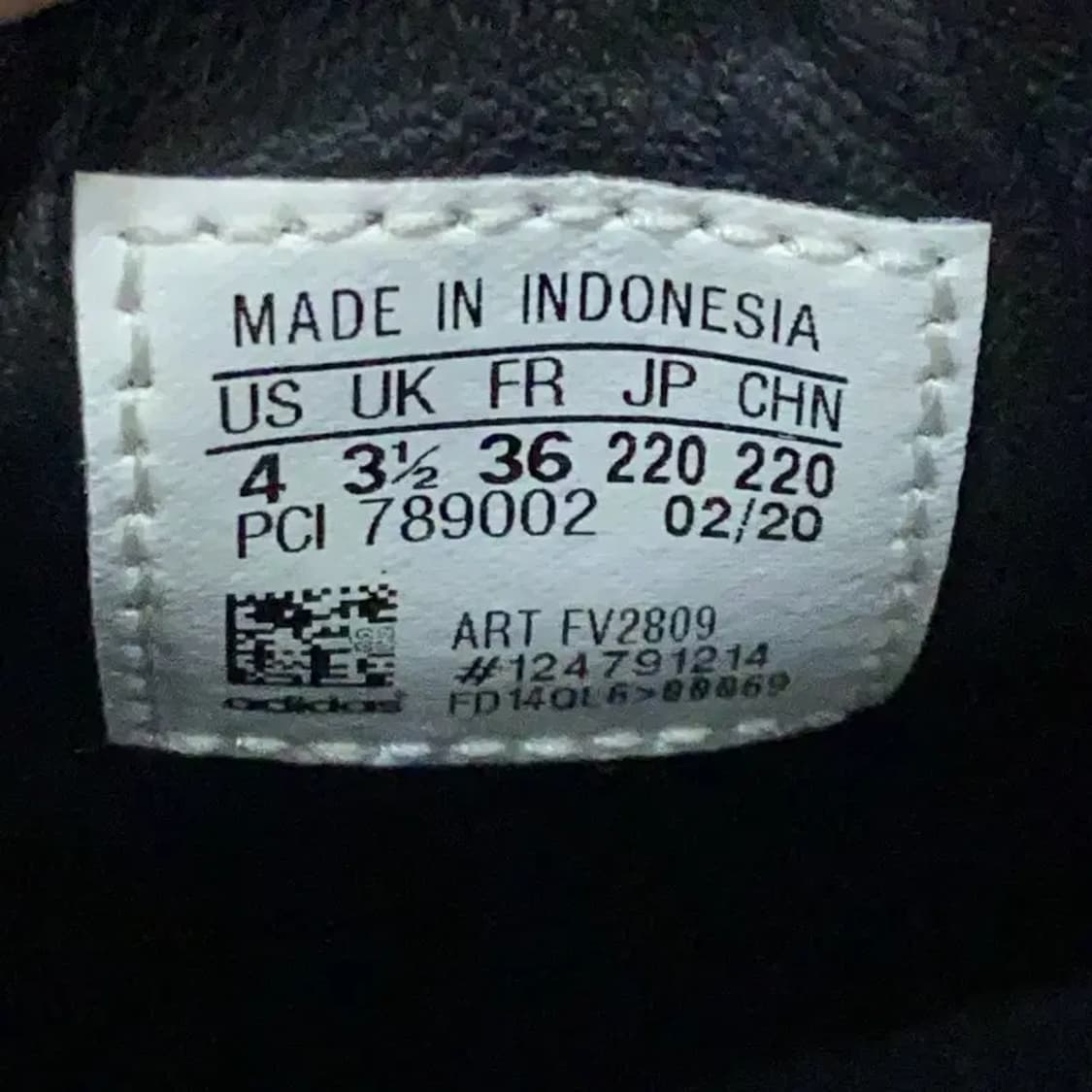 아디다스 슈퍼스타 블랙화이트 스니커즈 220 E00083 상품이미지5