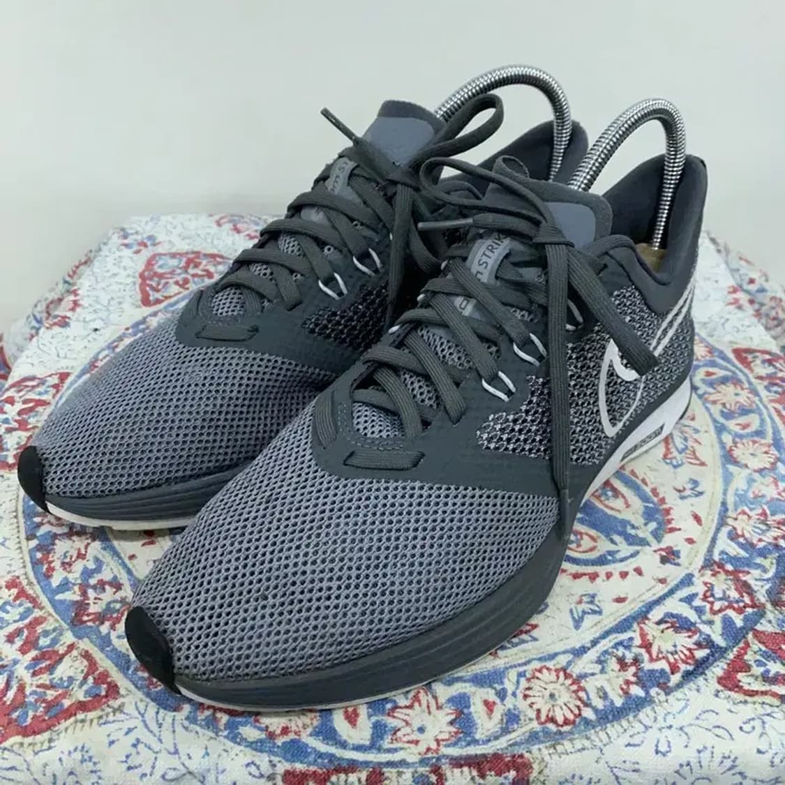 나이키 줌 스트라이크 운동화 265 E00088 상품이미지1