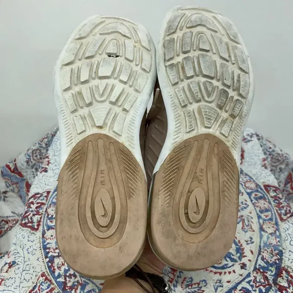 나이키 에어맥스 엑시스 우먼스 운동화 230 E00092 상품이미지4