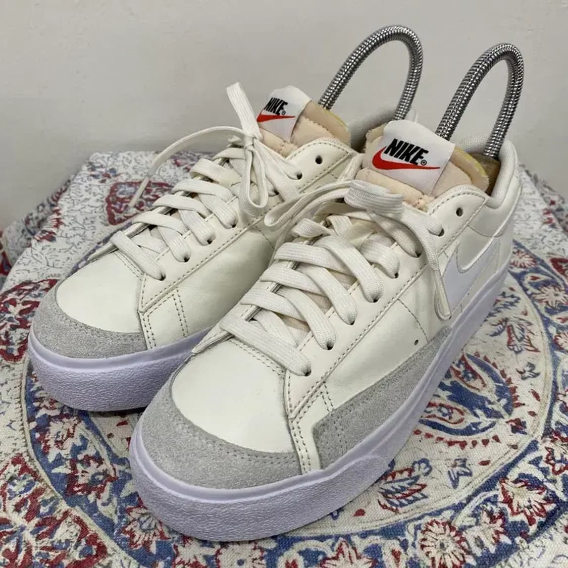 나이키 블레이저 로우 플랫폼 스니커즈 운동화 245 E00107 상품이미지1