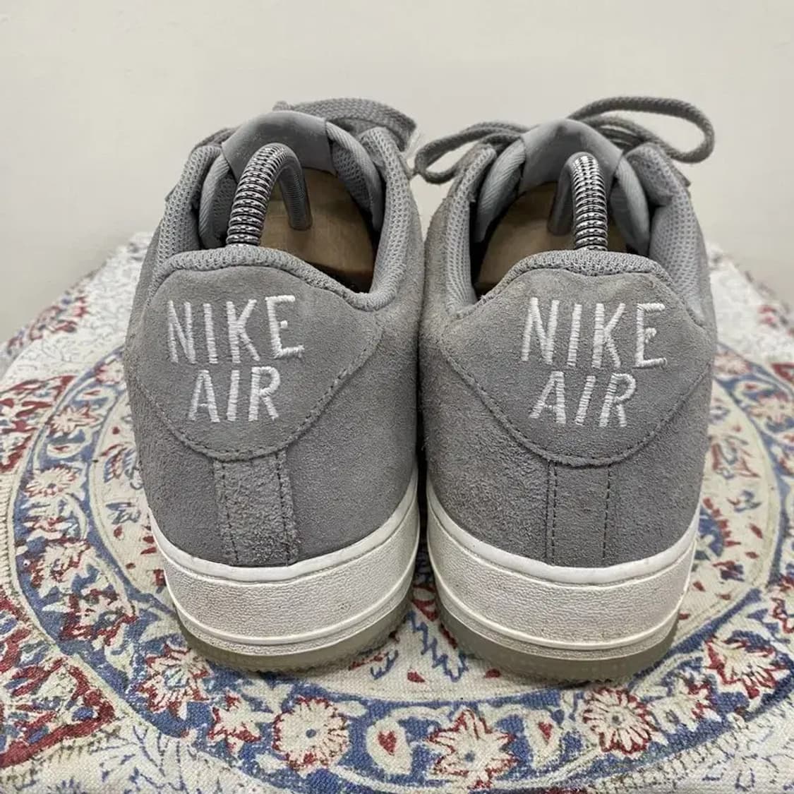 나이키 에어포스 1 로우 스모크 그레이 운동화 280 E00119 상품이미지2