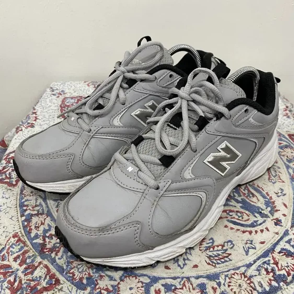 뉴발란스 408 그레이 운동화 245 E00133 상품이미지1