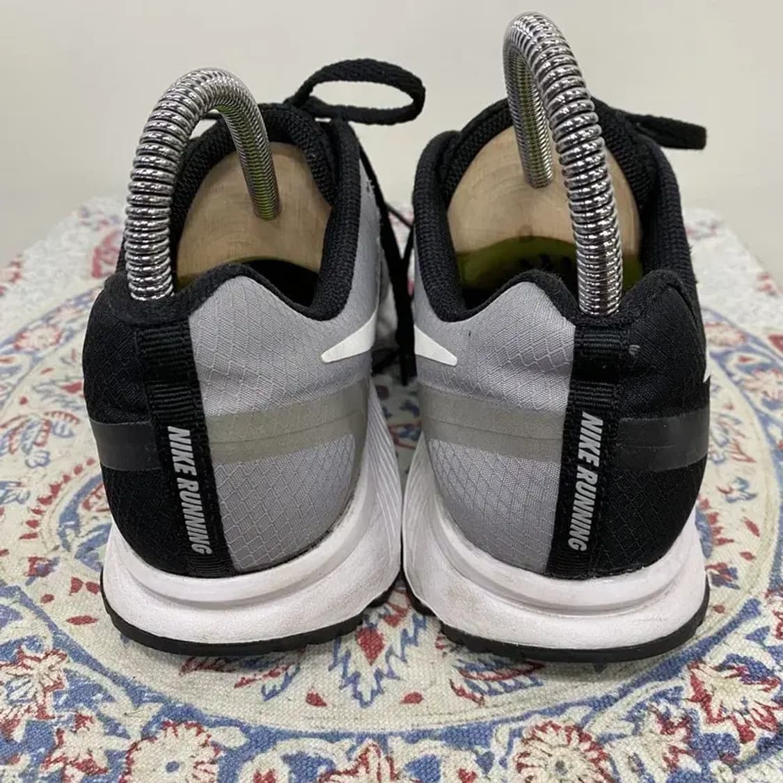 나이키 에어 줌 스팬 W 블랙 화이트 운동화 245 E00138 상품이미지2