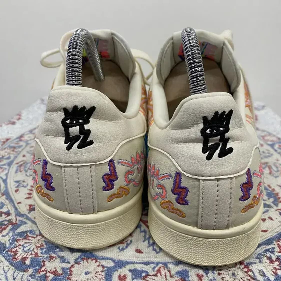 아디다스 스탠스미스 프라이드 스니커즈 255 E00139 상품이미지2