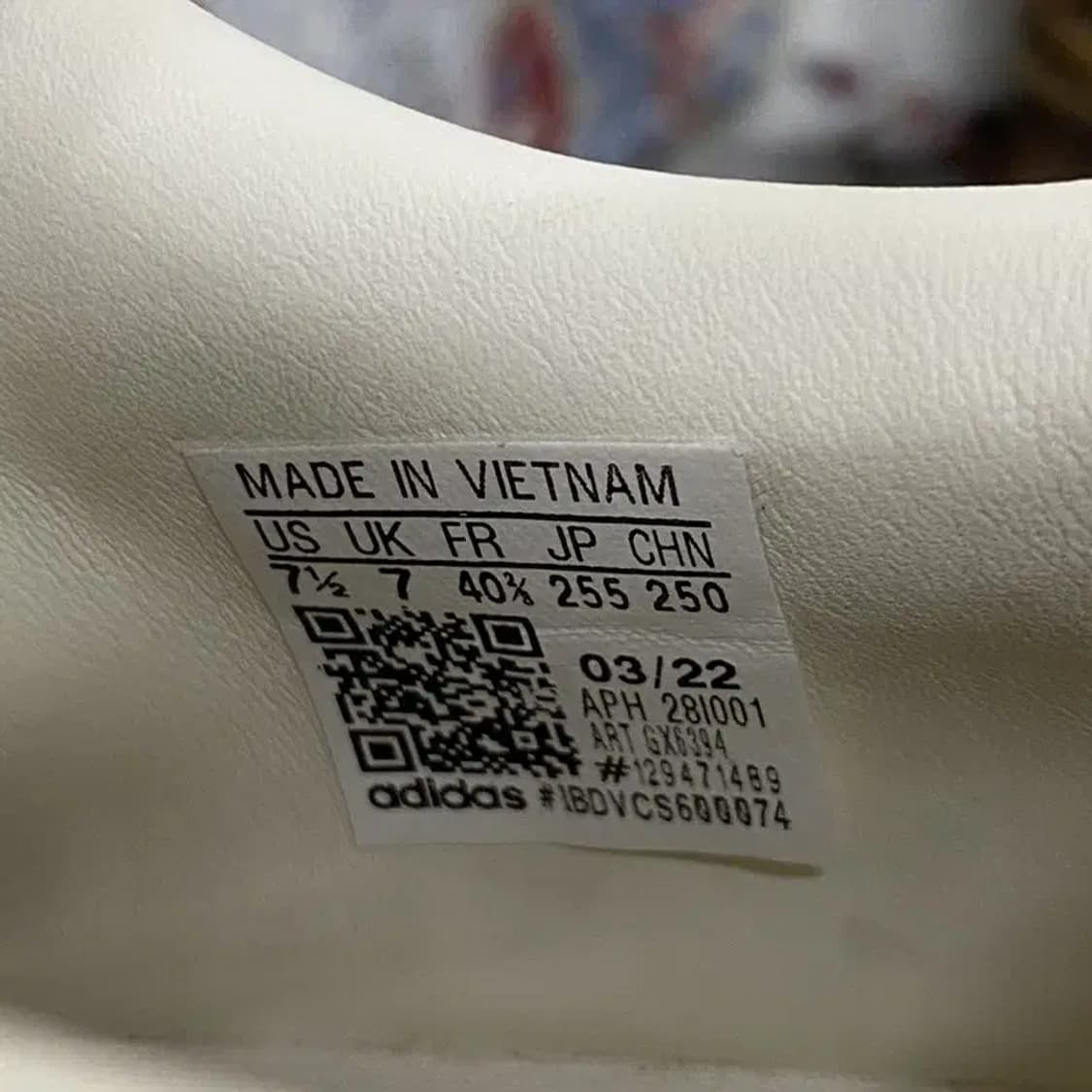 아디다스 스탠스미스 프라이드 스니커즈 255 E00139 상품이미지5