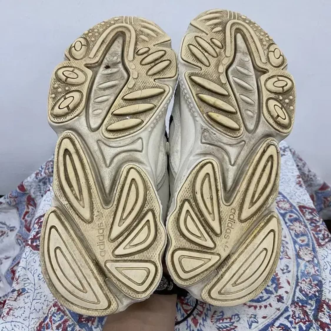 아디다스 오즈위고 크림 화이트 운동화 250 E00141 상품이미지4