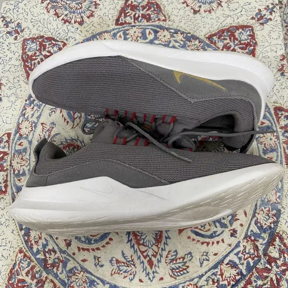 나이키 바이알 스니커즈 운동화 240 E00150 상품이미지3