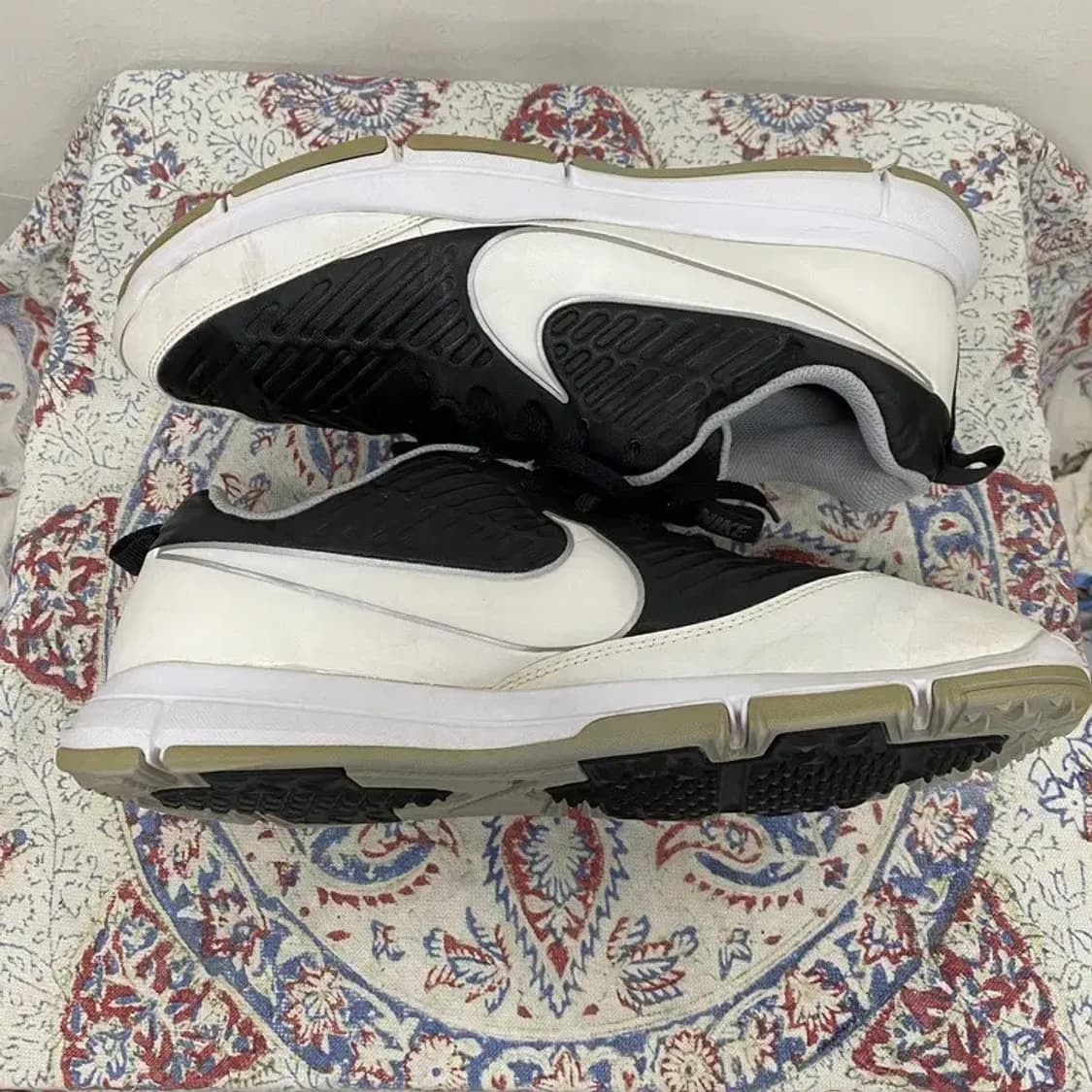 나이키 익스플로러 2 스니커즈 운동화 270 E00151 상품이미지3