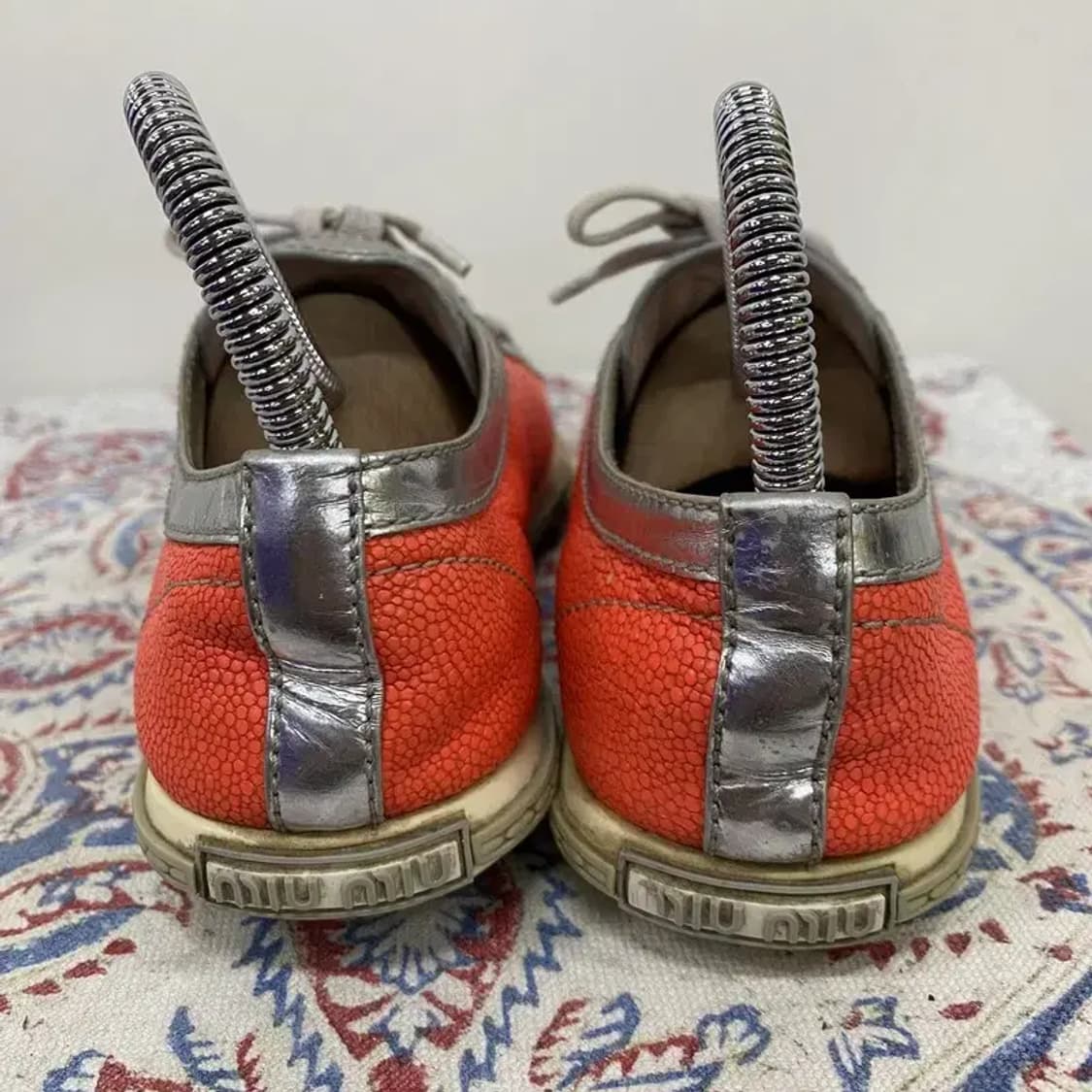 미우미우 클리터 로우탑 여성 스니커즈 35.5 E00156 상품이미지2