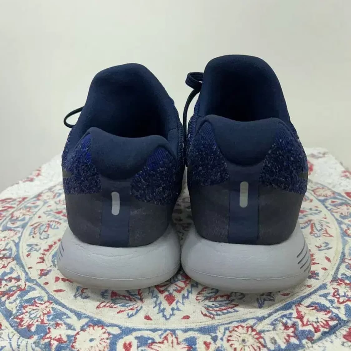 나이키 루나에픽 로우 플라이니트 2 270 E00160 상품이미지2