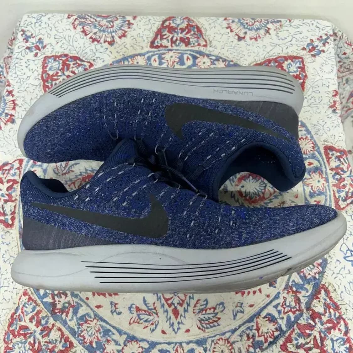 나이키 루나에픽 로우 플라이니트 2 270 E00160 상품이미지3