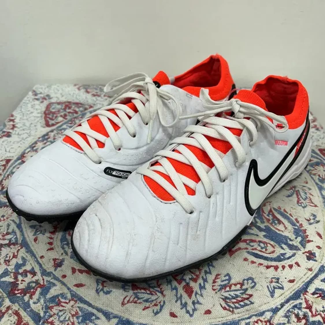 나이키 티엠포 레전드 10 프로 TF 레디 팩 풋살화 240 E00171 상품이미지1