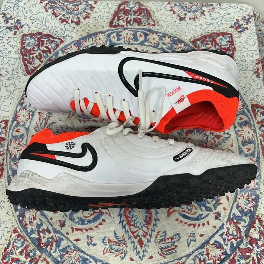 나이키 티엠포 레전드 10 프로 TF 레디 팩 풋살화 240 E00171 상품이미지3