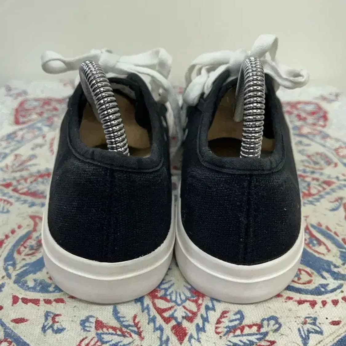 스파오 캐주얼 블랙 스니커즈 240 E00175 상품이미지2