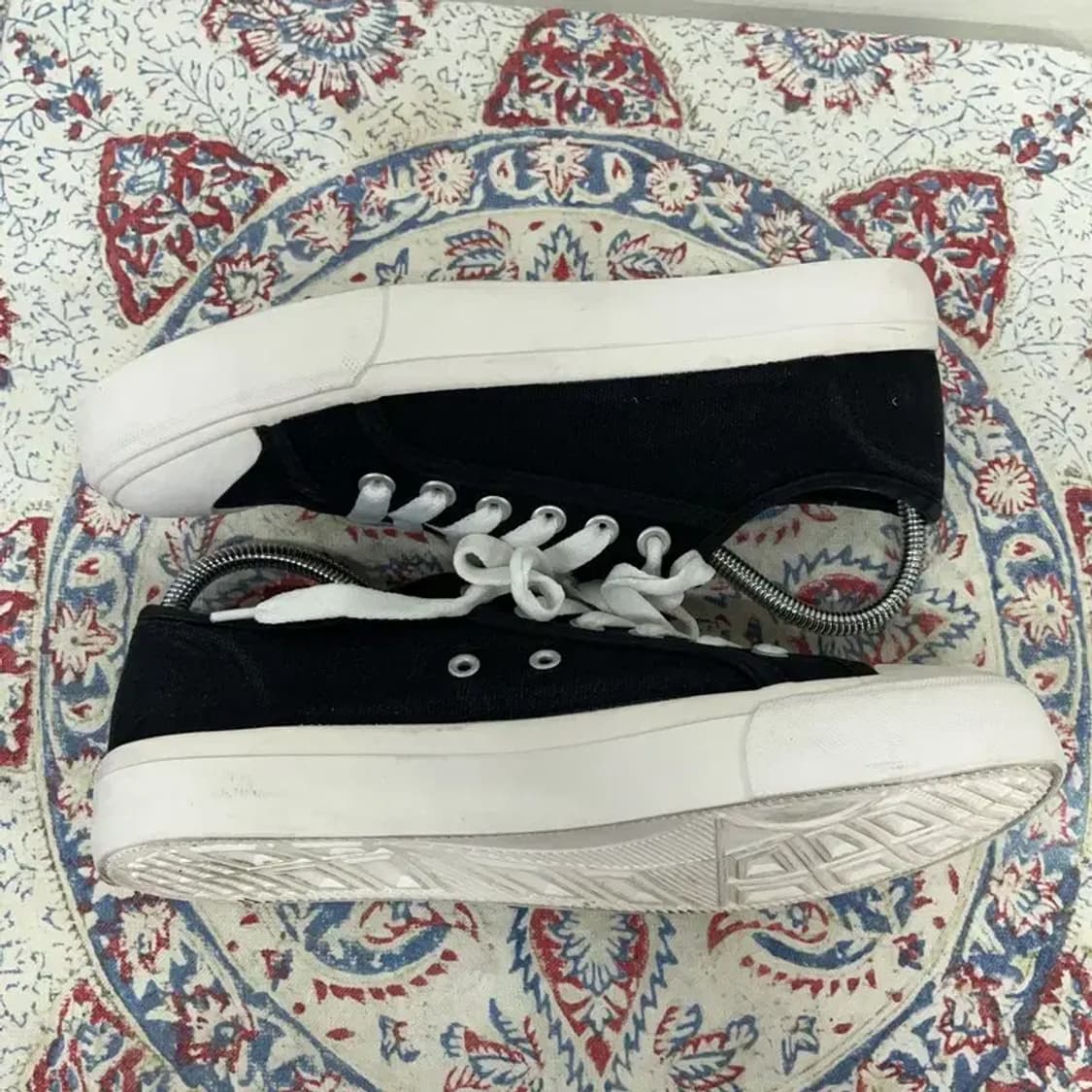 스파오 캐주얼 블랙 스니커즈 240 E00175 상품이미지3