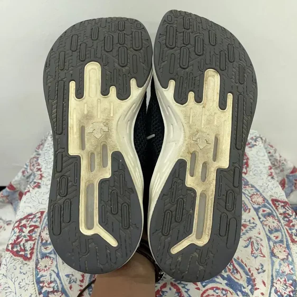 데상트 에너자이트 윙 런닝화 운동화 270 E00178 상품이미지4