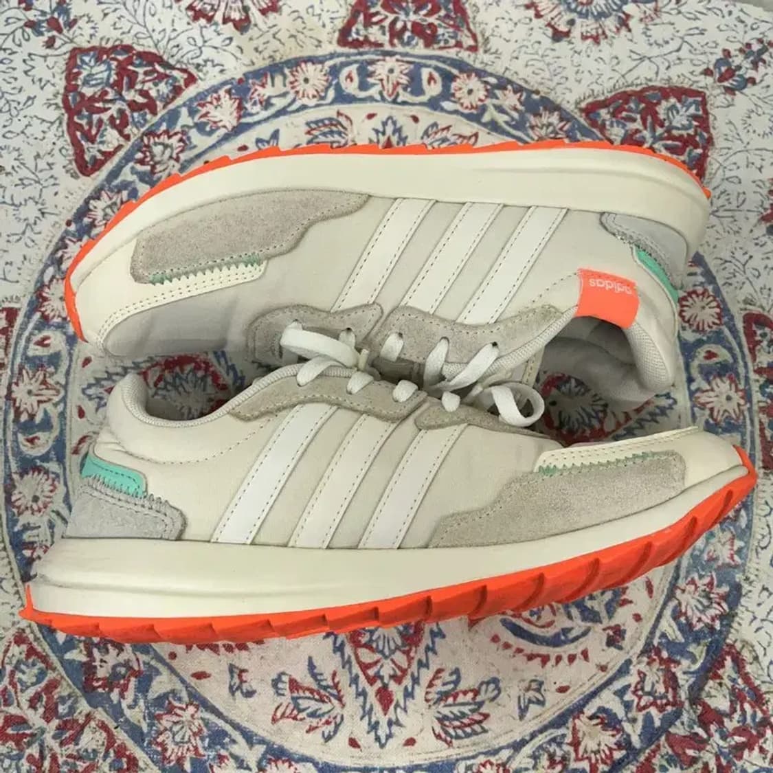 아디다스 네오 레트로런 운동화 230 E00179 상품이미지3