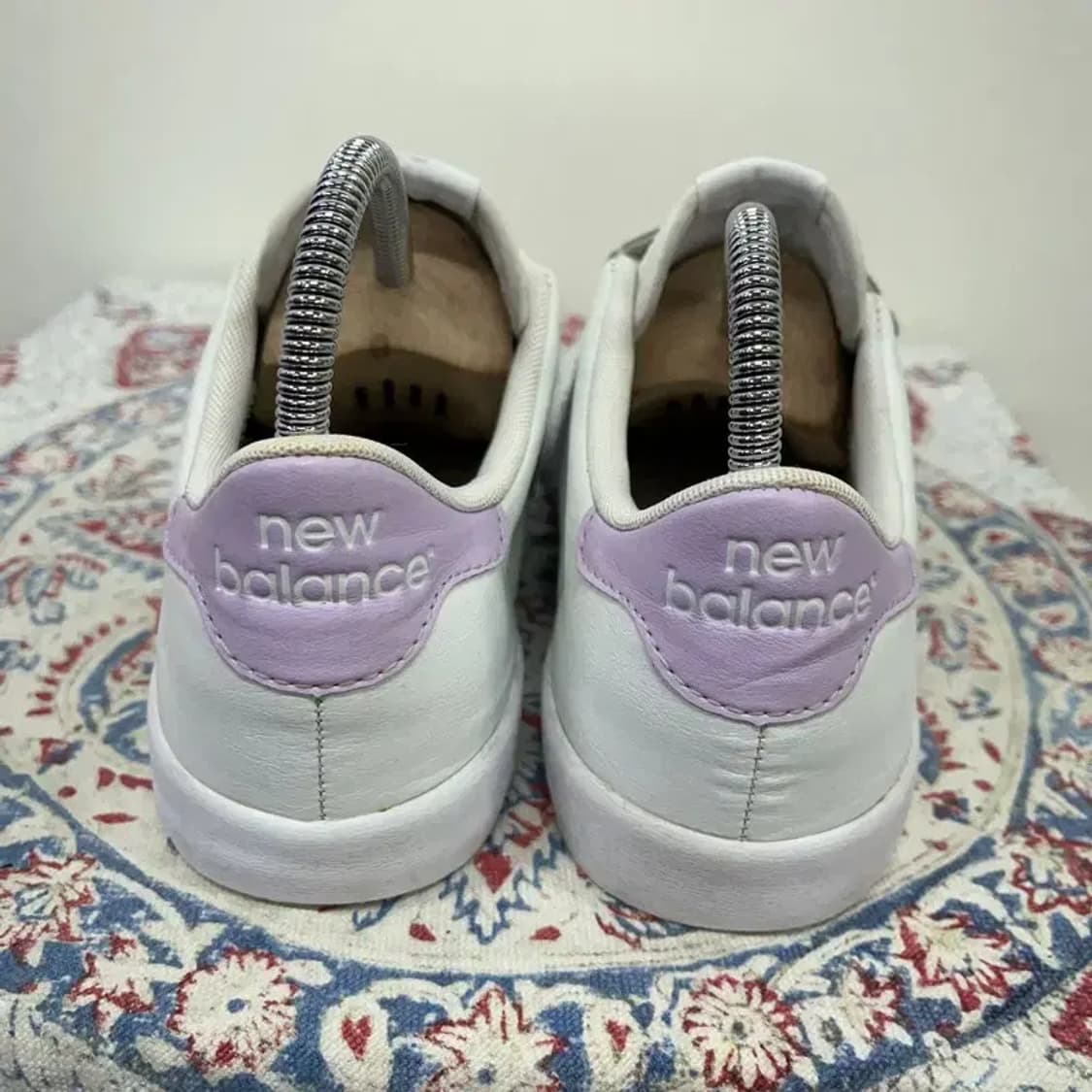 뉴발란스 벨크로 스니커즈 우먼스 신발 245 E00180 상품이미지2