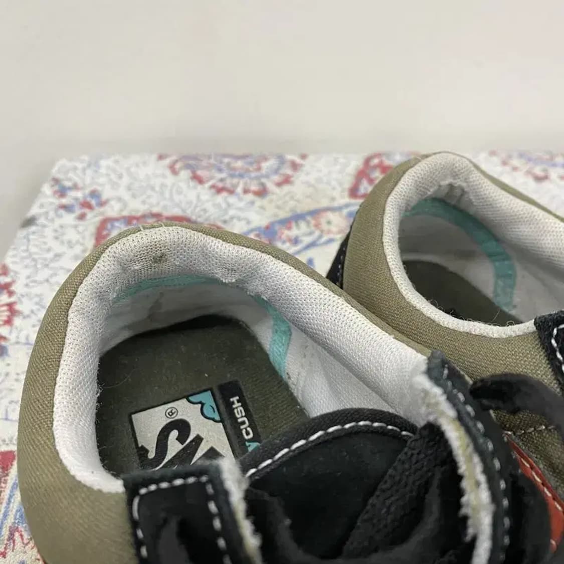 반스 컴피쿠시 스니커즈 신발 250 E00207 상품이미지6