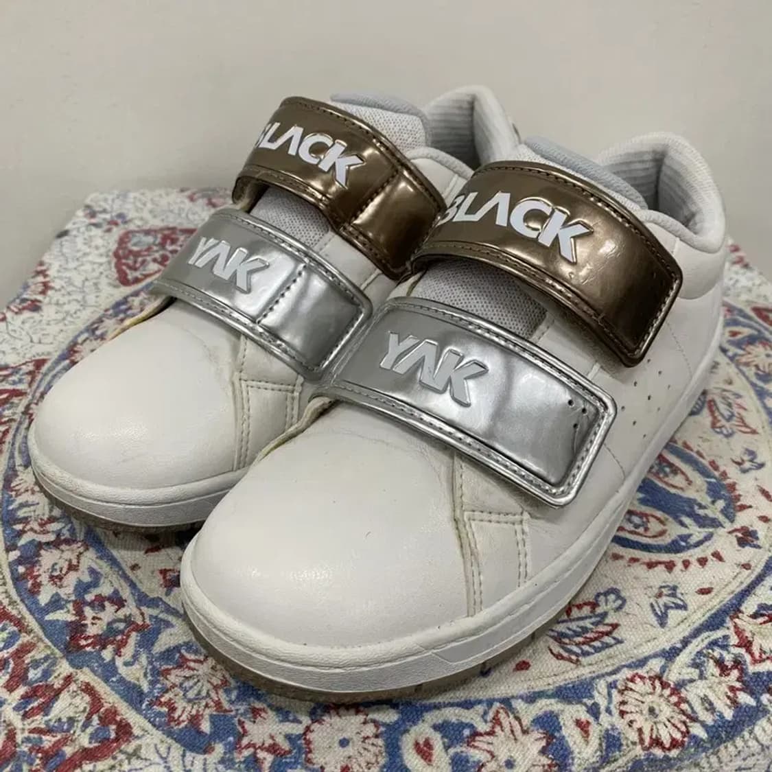 블랙야크 벨크로 캐주얼 스니커즈 신발 240 E00213 상품이미지1