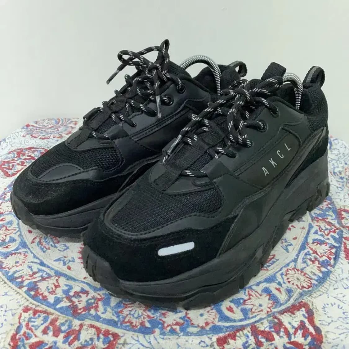 아키클래식 블랙 스니커즈 운동화 250 E00219 상품이미지1