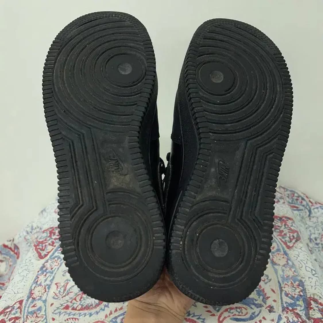 나이키 에어포스 1 미드 올블랙 스니커즈 운동화 240 E00235 상품이미지4