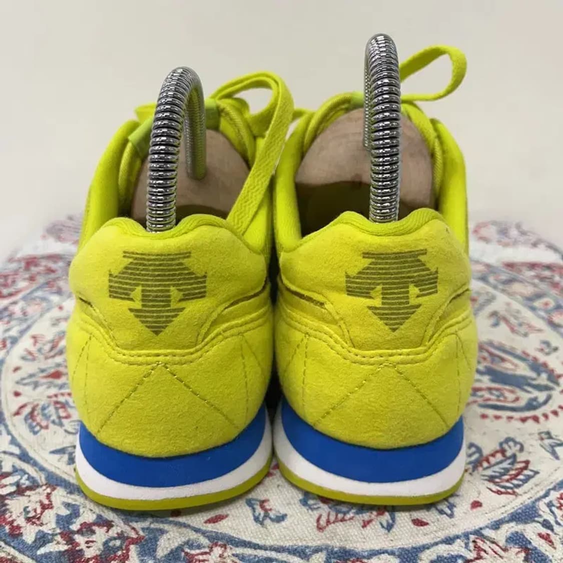 데상트 롤리 스니커즈 운동화 250 E00239 상품이미지2