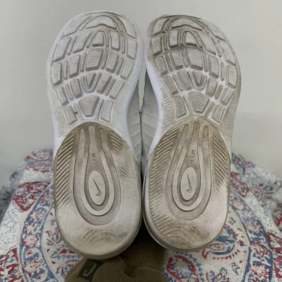 나이키 엑시스 화이트 런닝화 운동화 신발 235 E00250 상품이미지4