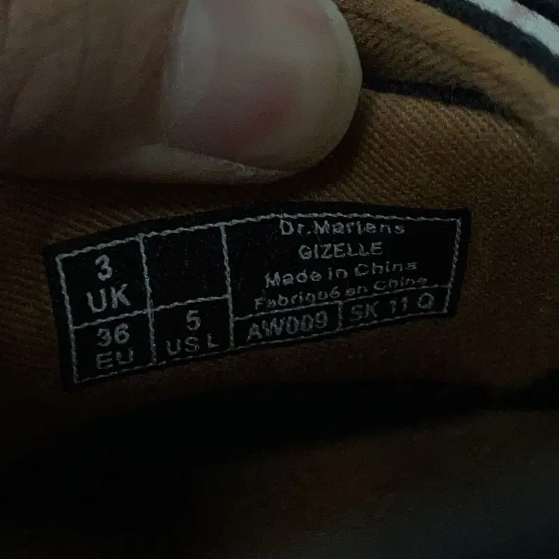 닥터마틴 지젤 블랙 3홀 구두 더비슈즈 UK3 E00266 상품이미지5