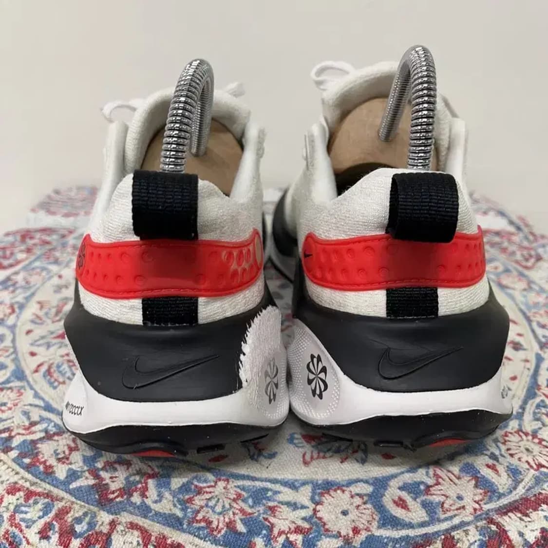 나이키 리액트X인피니티 런 4 화이트 런닝화 운동화 265 E00278 상품이미지2