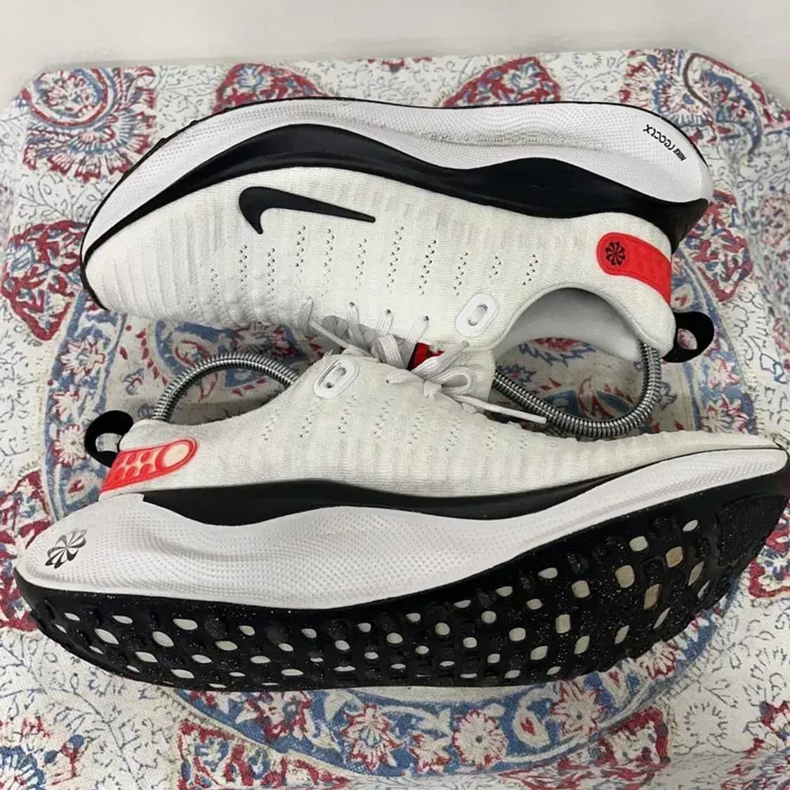 나이키 리액트X인피니티 런 4 화이트 런닝화 운동화 265 E00278 상품이미지3