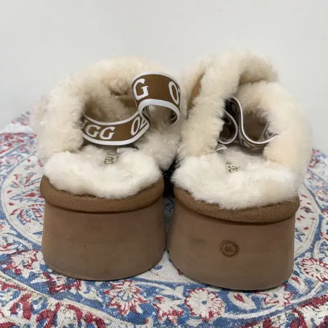 어그 UGG 스트랩 플랫폼 슬리퍼 245 E00281 상품이미지2