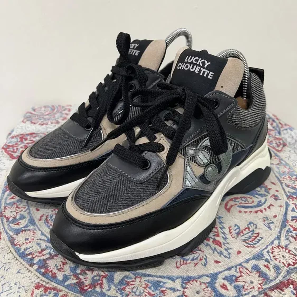 럭키슈에뜨 캐주얼 스니커즈 운동화 235 E00302 상품이미지1