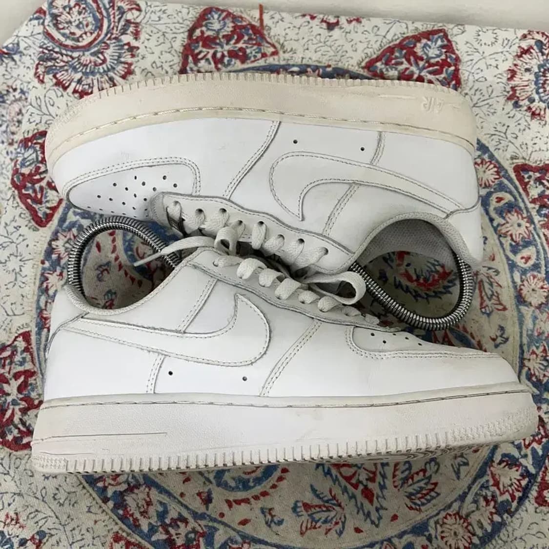 나이키 에어포스 1 로우 화이트 올백 스니커즈 240 E00321 상품이미지3