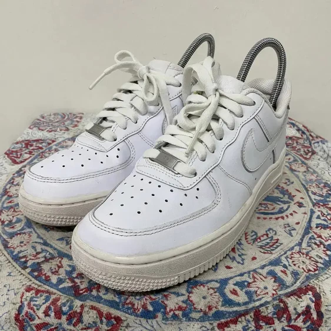 나이키 에어포스 1 07 스니커즈 운동화 240 E00342 상품이미지1