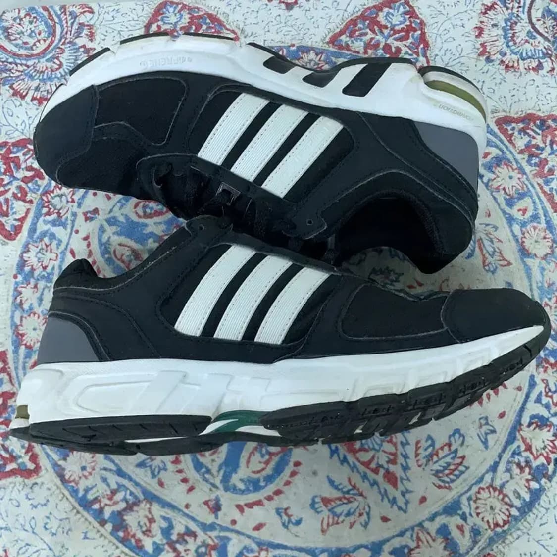 아디다스 이큅먼트 10 런닝화 운동화 230 E00368 상품이미지3