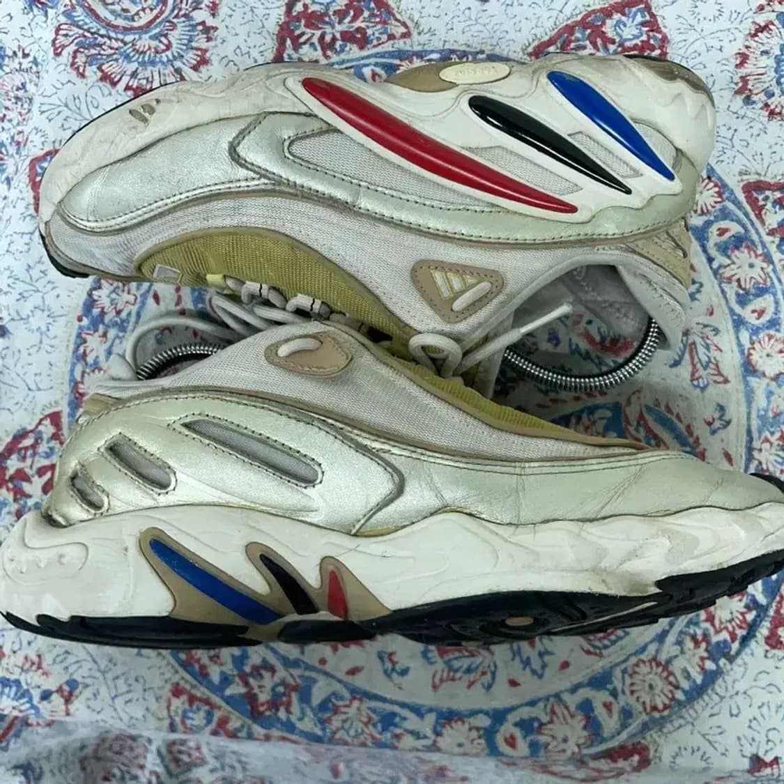 아디다스 FYW 98 스니커즈 운동화 260 E00376 상품이미지3