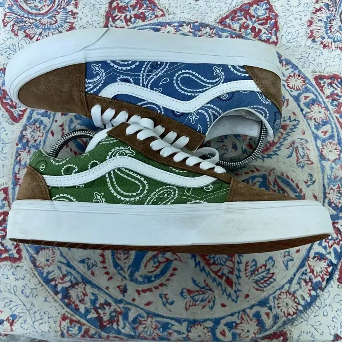 반스 올드스쿨 피스 페이즐리 스니커즈 신발 245 E00382 상품이미지3