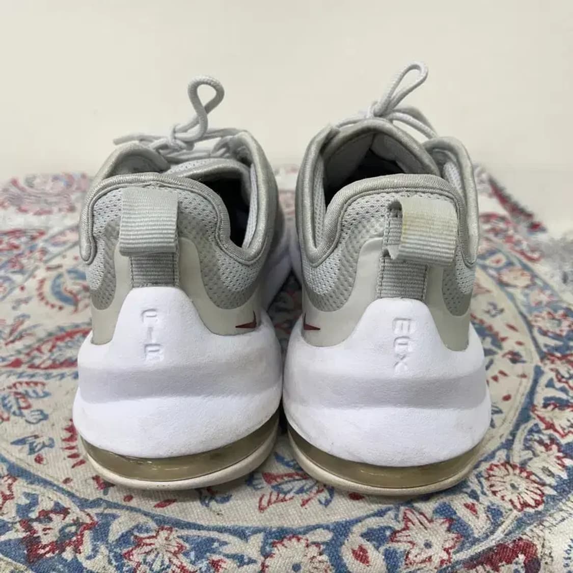 나이키 에어맥스 엑시스 스니커즈 운동화 225 E00395 상품이미지2