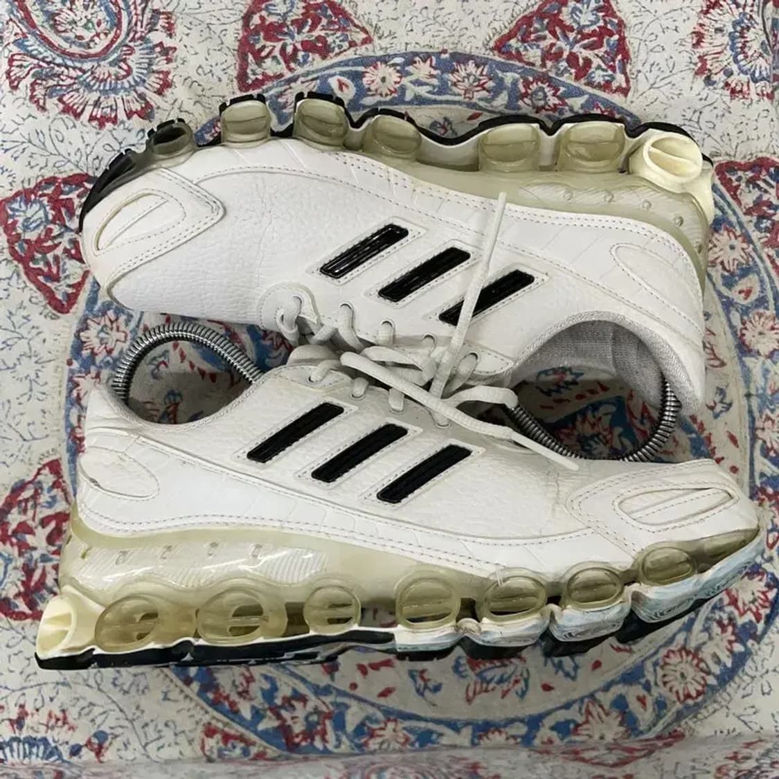 아디다스 마이크로바운스 런닝화 운동화 245 E00423 상품이미지3