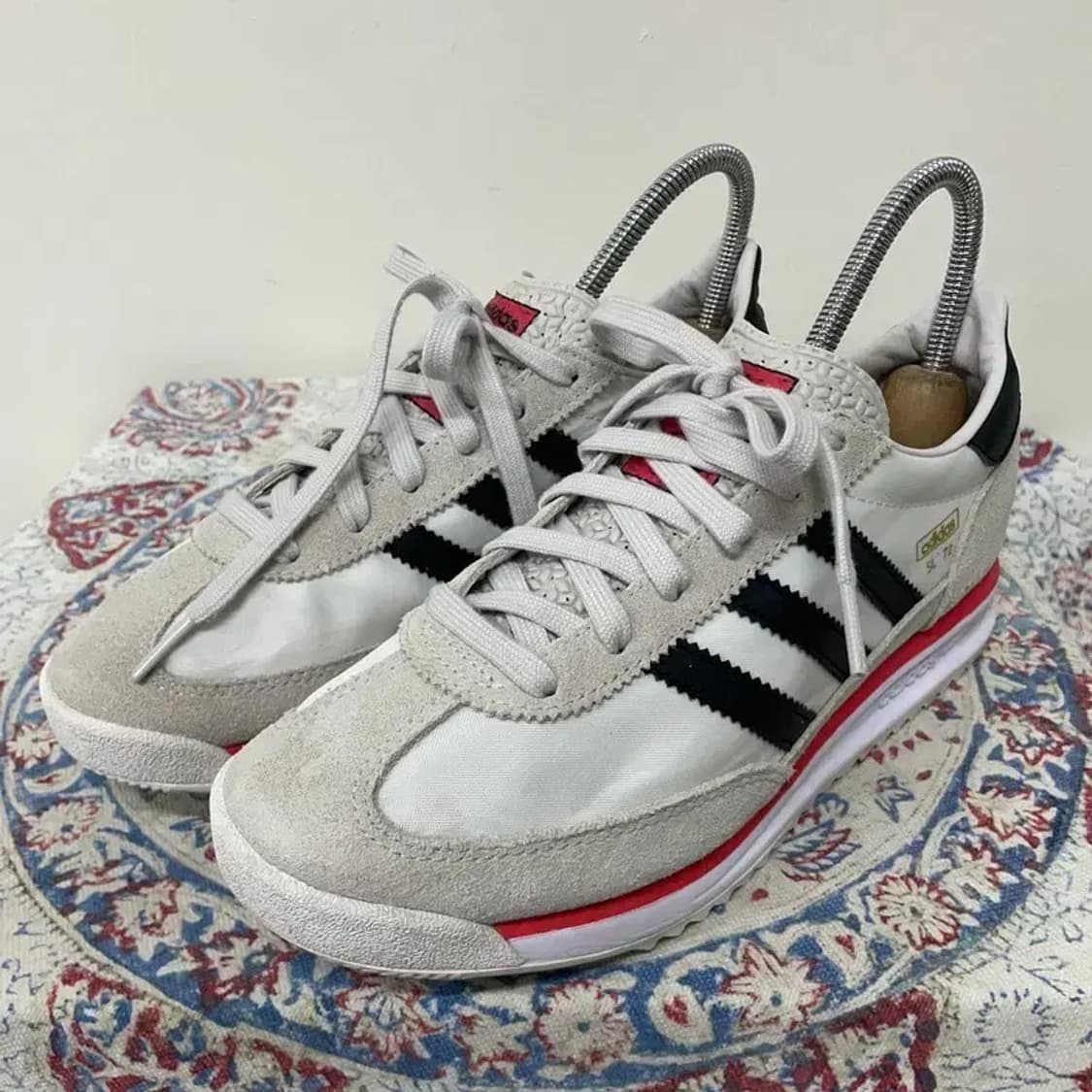 아디다스 화이트 블랙 SL 72 스니커즈 235 E00426 상품이미지1