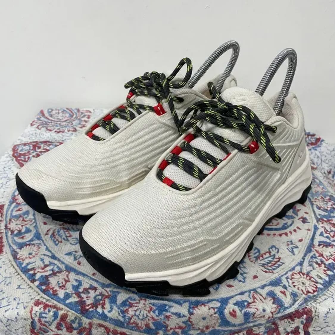 컬럼비아 하타나 렉트렉 트레킹화 등산화 240 E00441 상품이미지1