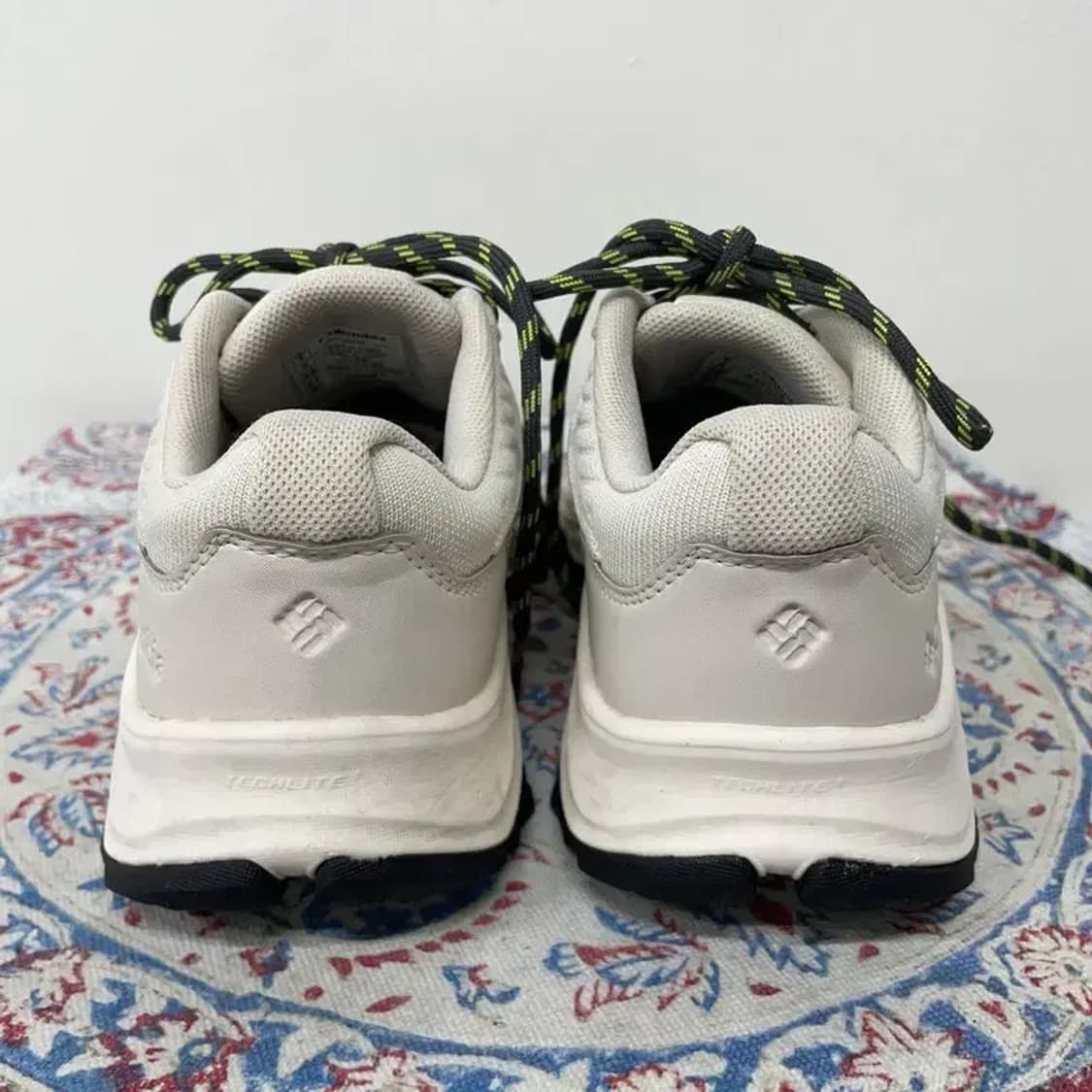 컬럼비아 하타나 렉트렉 트레킹화 등산화 240 E00441 상품이미지2