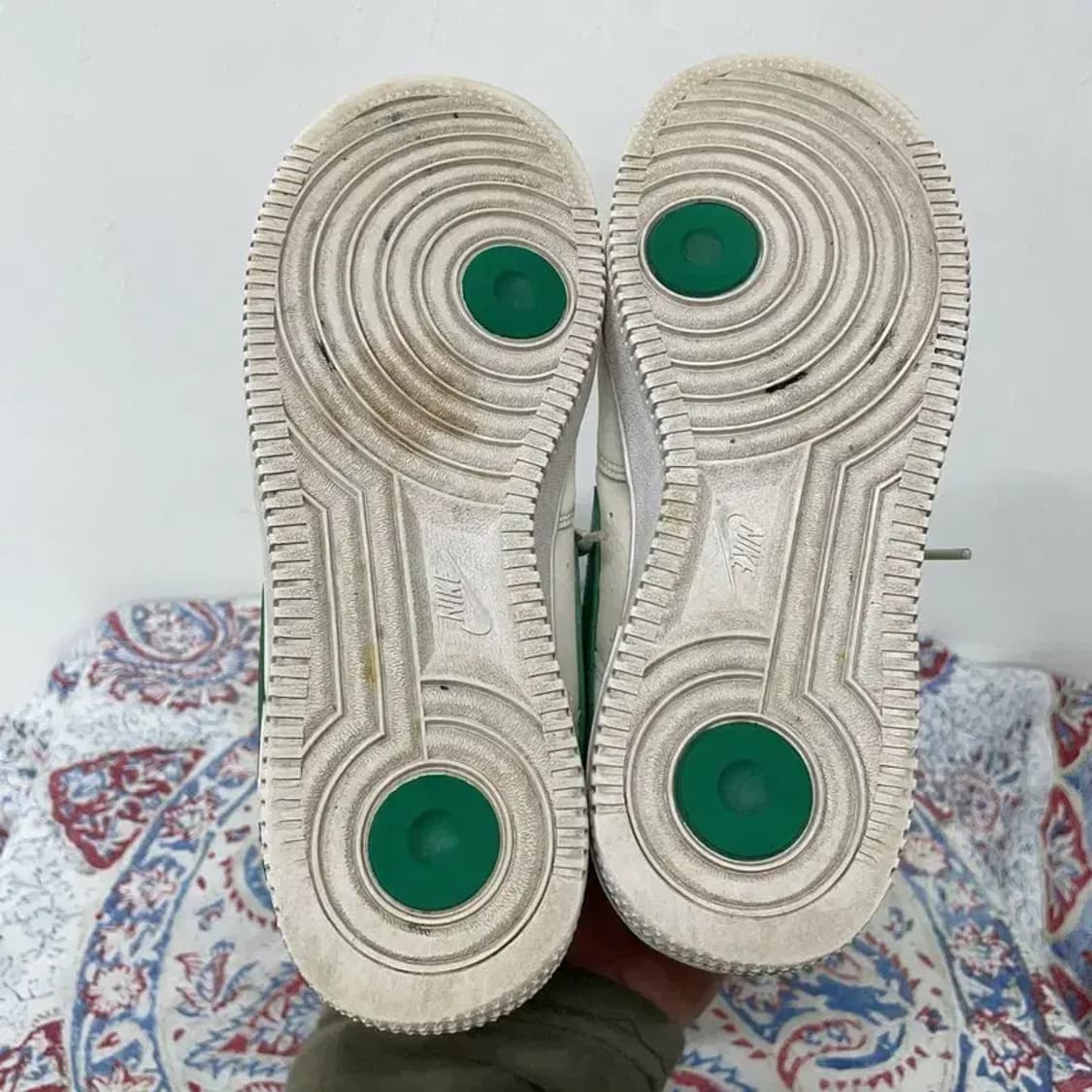 나이키 에어포스 1 07 SE 40주년 스니커즈 235 E00445 상품이미지4