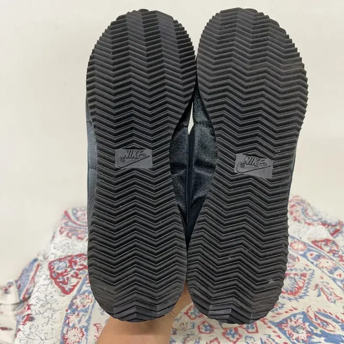 나이키 코르테즈 텍스타일 스니커즈 260 E00470 상품이미지4